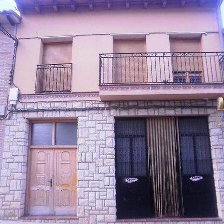 Bar Hostal Torralba De Los Sisones Extérieur photo